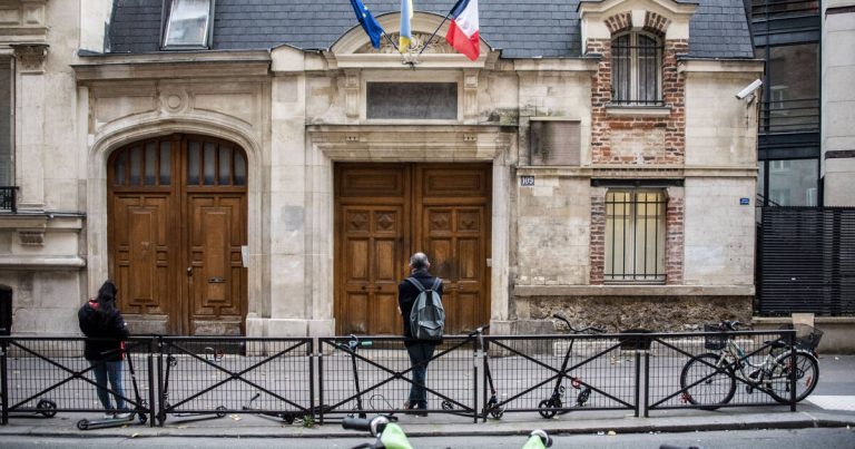 FRANCE - ILLUSTRATION - PARIS